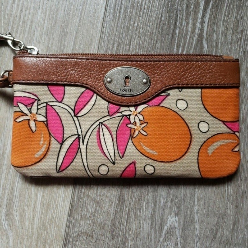 Fossil Key Per Coated Canvas Wristlet Wallet with Brown Leather Trim